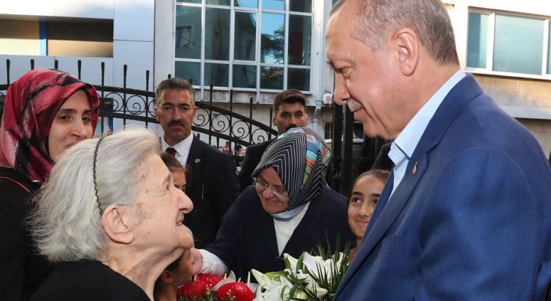 Cumhurbaşkanı Erdoğan, Kasımpaşa Çocuk Evleri Sitesi