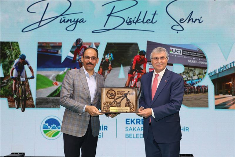 İbrahim Kalın’dan Sakarya’ya övgüler; “Sakarya’da güzel işler yapılıyor”