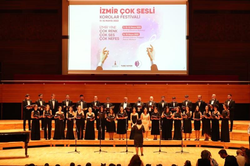 Merkezefendi Belediyesi Çok Sesli Korosu’na Tam Not