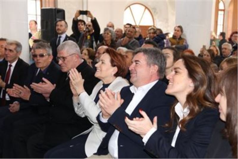 Çeşme Yerel Tohum Takas Şenliği Meral Akşener’in katılımıyla gerçekleştirildi