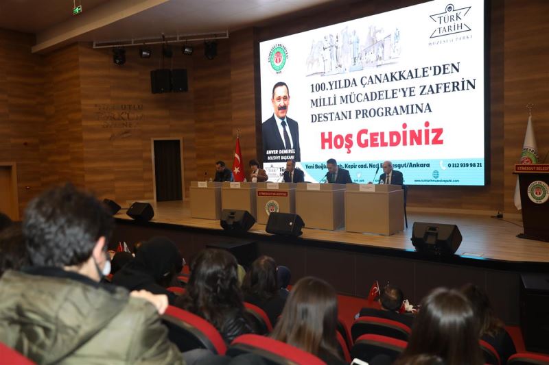 MÜZEDE TARİH PANELİ