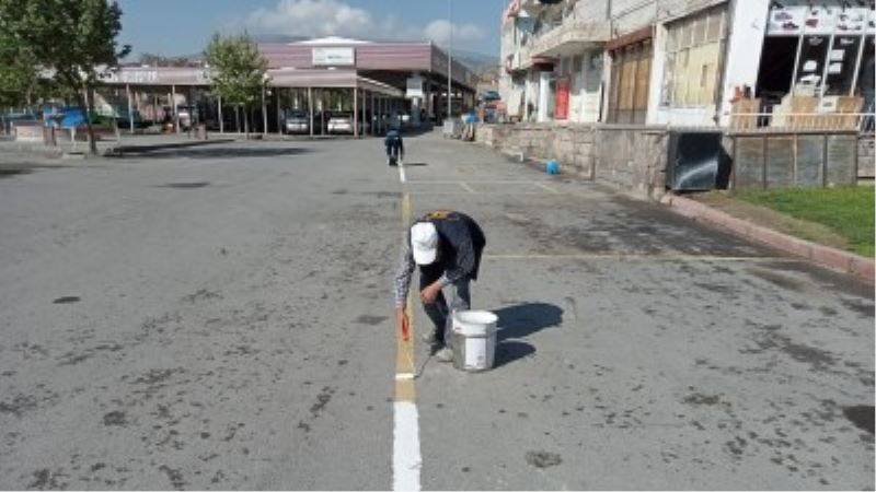 İlçe merkezimizde yer alan pazar yerinin çizgi çalışması ekiplerimizce yapılmaktadır. Daha güzel İncesu için çalışıyoruz . Av. Mustafa İLMEK  İncesu Belediye Başkanı