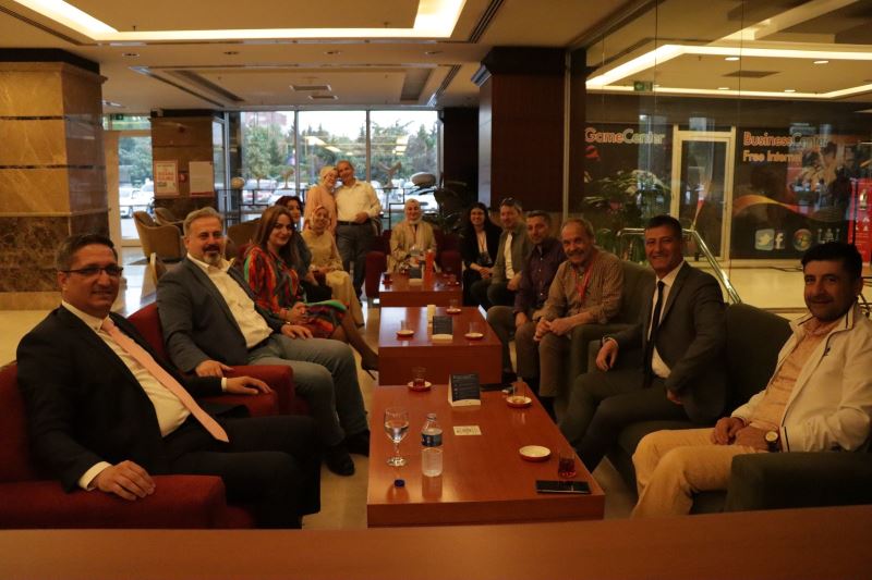 İZMİT BELEDİYESİ’NDEN BİLİM KONGRESİNE DESTEK