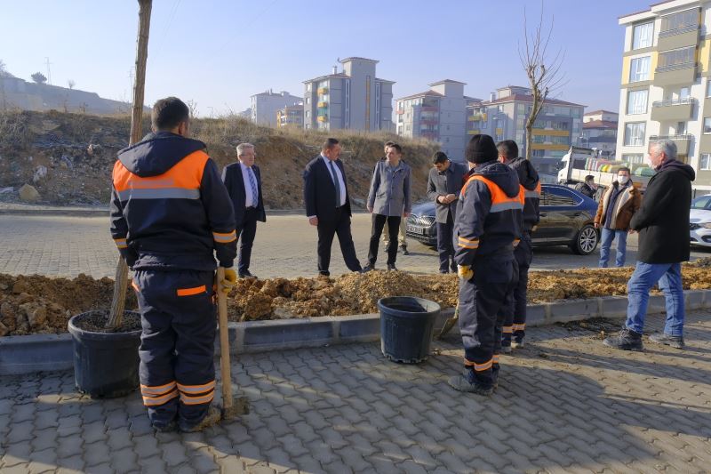 Belediye Başkanı Op. Dr. Rahmi Galip Vidinlioğlu “Mahallelerimizin İhtiyaçlarına Hızla Cevap Veriyoruz”