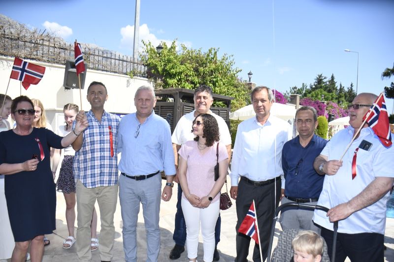 KEMER’DE NORVEÇ MİLLİ BAYRAMI KUTLANDI