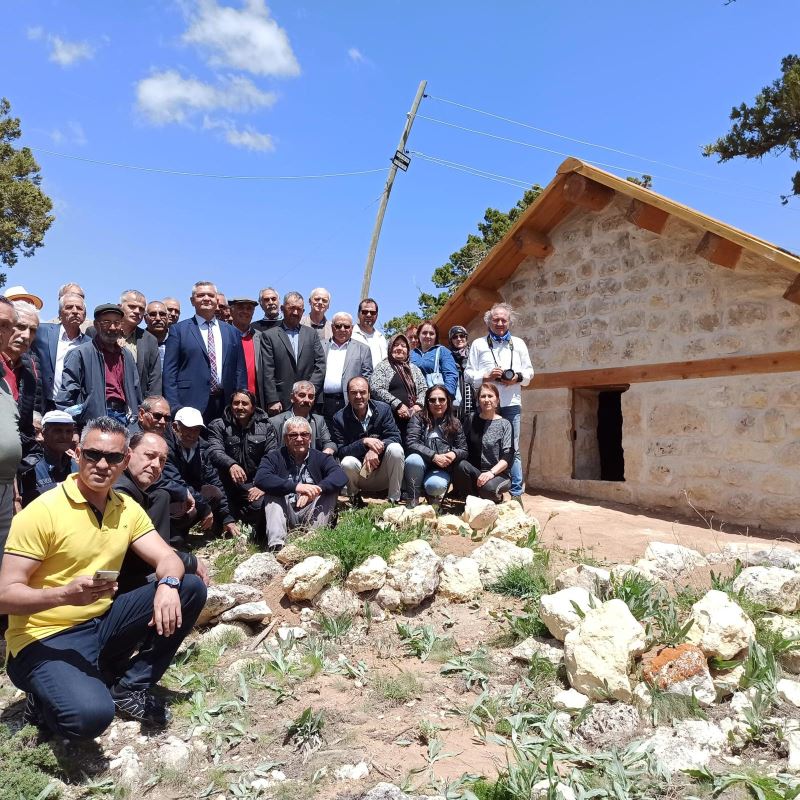 İZMİT BELEDİYESİ, DİL BAYRAMI’NDA BALKAN DERNEKLERİNİ ERMENEK’E GÖNDERDİ
