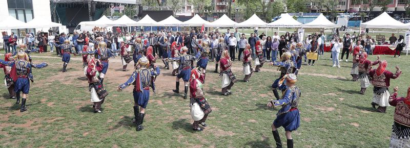 KÜLTÜR VE SANAT PROJELERİNİ ÖNEMSİYORUZ