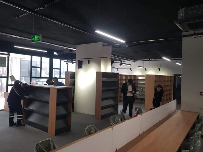 ATÖLYELER, BELSA PLAZA KÜTÜPHANESİ İÇİN GECE GÜNDÜZ ÇALIŞIYOR