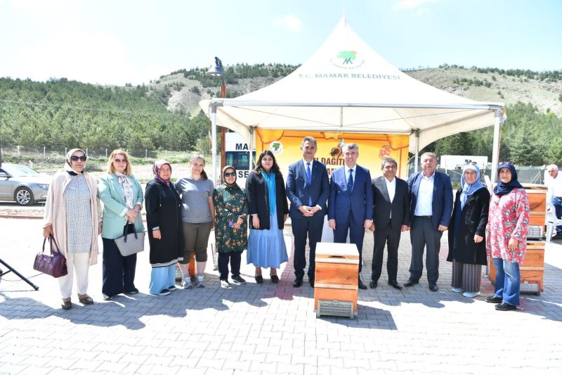 Mamaklı Hanımlar Arıcılık Yapacak
