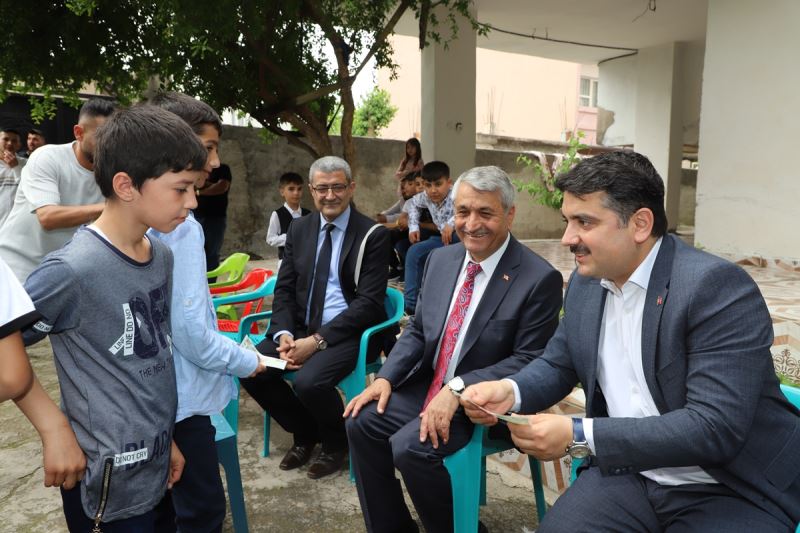 Kaymakam / Belediye Başkan V. Mehmet Tunç, Ramazan Bayramı Dolayısıyla Abdulgaffar Dayan’ın Ailesini Ziyaret Etti.