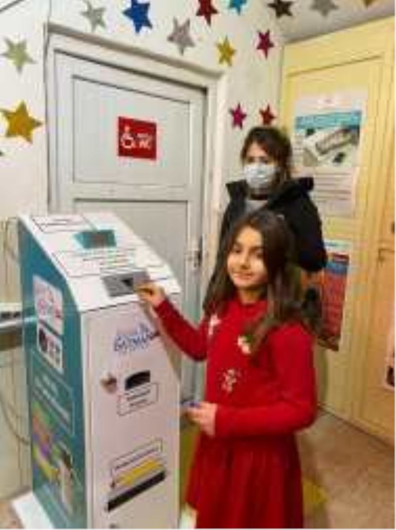 ‘ATIK PİL TOPLAMA OTOMATI’ HİZMET VERMEYE DEVAM EDİYOR
