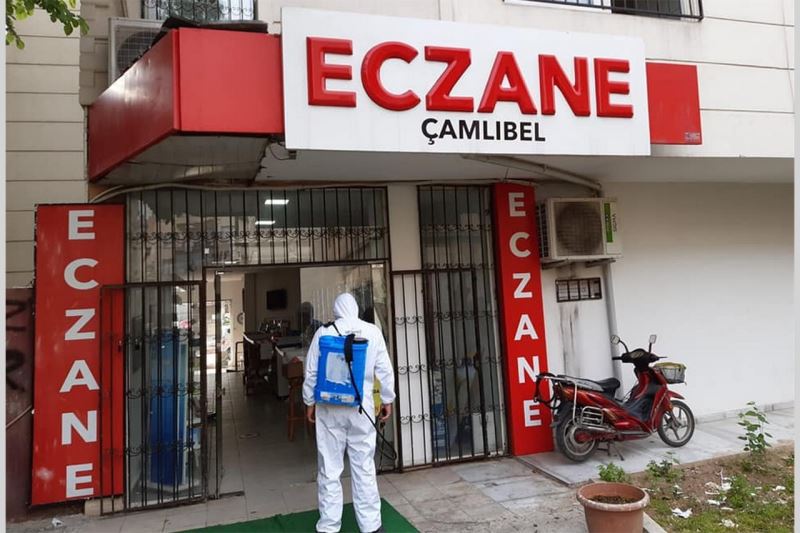AKDENİZ’DE, YÜZ BİNLERCE LİTRE DEZENFEKTAN İLE BİNLERCE NOKTA İLAÇLANDI