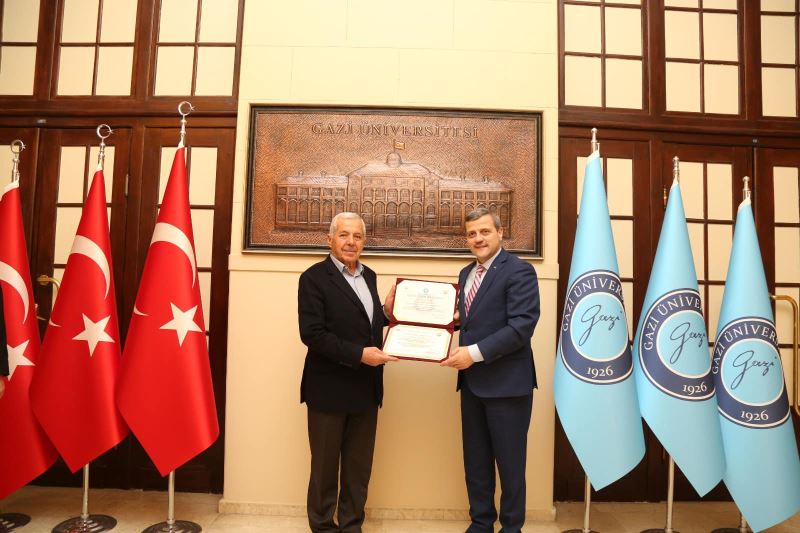 Belediye Başkanı Dede Yıldırım, Gazi Üniversitesi Rektörünü ziyarette bulundu.