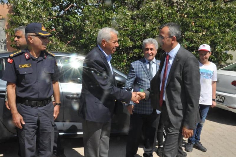 Kırıkkale Valisi Yunus Sezer
