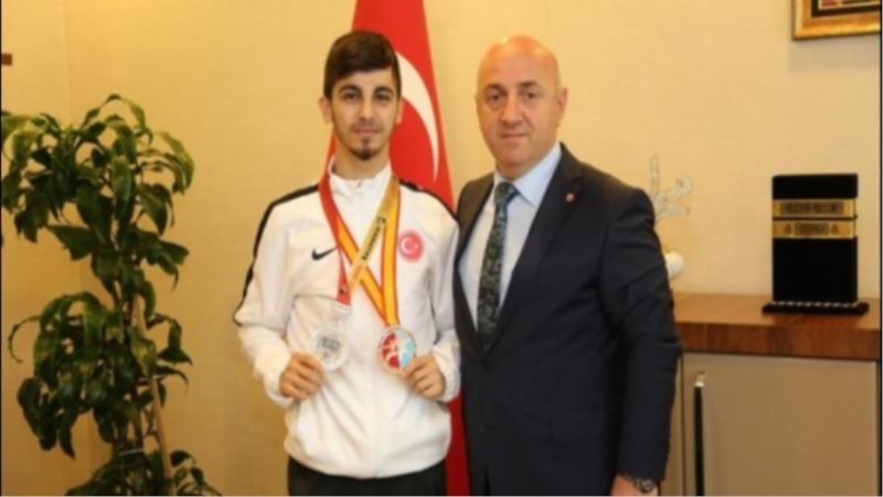 DARICA BELEDİYESİ SPORDA YATIRIMLARIN MEYVESİNİ TOPLADI