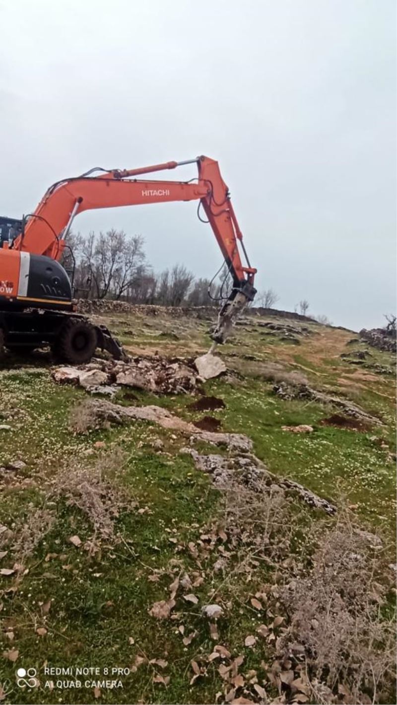 KIRKLAR MAHALLEMİZDE YOL YAPIM ÇALIŞMALARIMIZ DEVAM EDİYOR