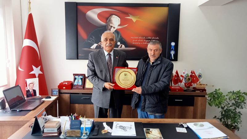 Belediyemiz çalışanlarından Bilent YILMAZ emekli olmuştur.