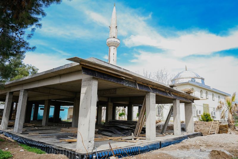 DULKADİROĞLU’NDAN BİR SOSYAL TESİSTE ERKENEZ’E