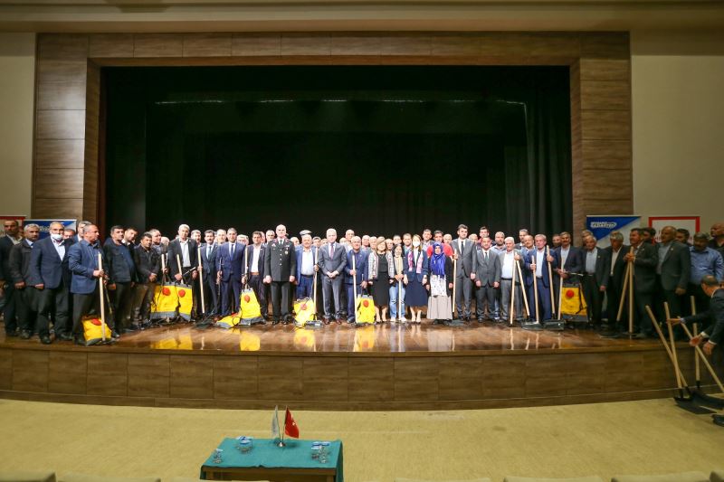 BÜYÜKŞEHİR’DEN, 180 ORMAN KÖYÜNE YANGINLA MÜCADELE İÇİN MALZEME DESTEĞİ