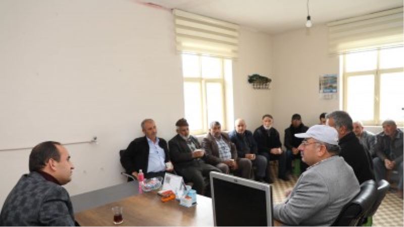 Belediye Başkanımız Av. Mustafa İLMEK saha çalışmaları kapsamında birim müdürleri ile Tahirinli mahallesini ziyaret ederek vatandaşların isteklerini dinledi...