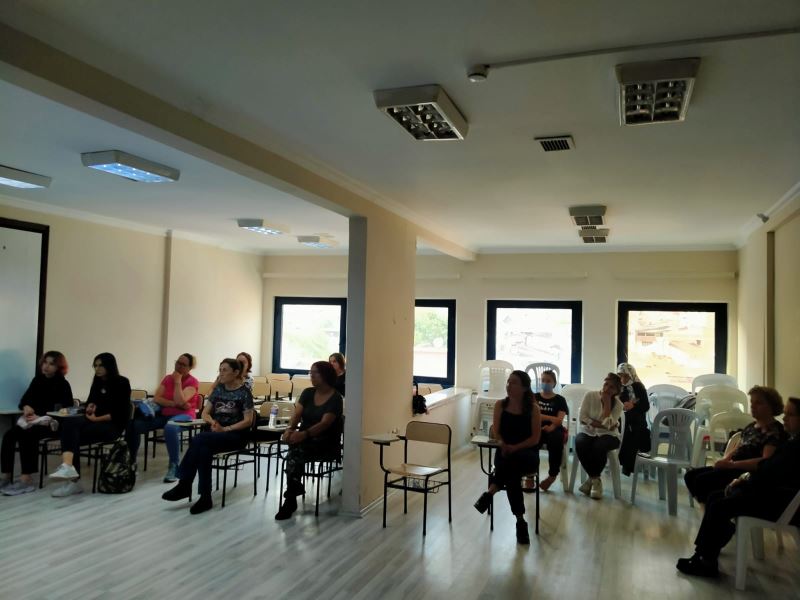 İZMİT BELEDİYESİ VE İZMİT KENT KONSEYİ’NDEN KADINLAR İÇİN NEFES VE MEDİTASYON ATÖLYESİ