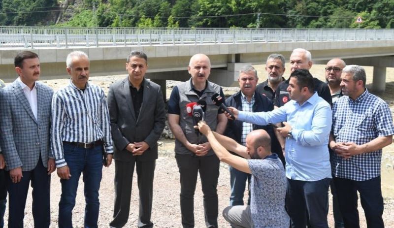 ULAŞTIRMA VE ALTYAPI BAKANI KARAİSMAİLOĞLU, SEL BÖLGESİ SİNOP AYANCIK’TA: BÜTÜN KURUMLAR VE BAKANLIKLAR TEYAKKUZ HALİNDE