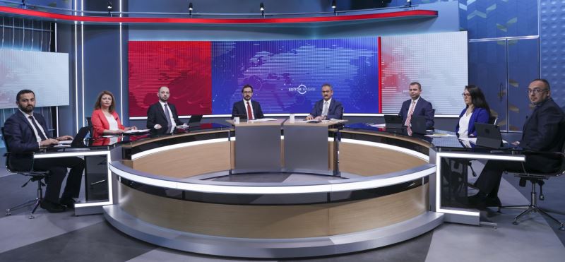 BAKAN ÖZER, AA EDİTÖR MASASI