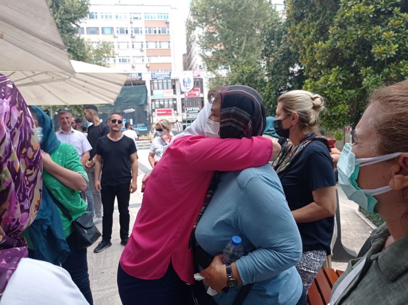 BAŞKAN HÜRRİYET GÜNEYSU AİLESİNİ ACILI GÜNÜNDE YALNIZ BIRAKMADI