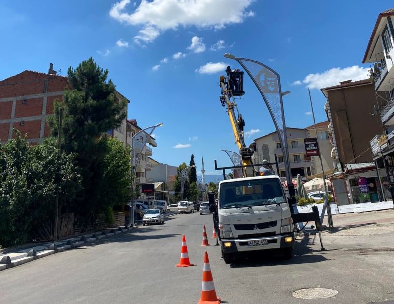 TURAN GÜNEŞ CADDESİ ATATÜRK’ÜN IŞIĞIYLA AYDINLANIYOR