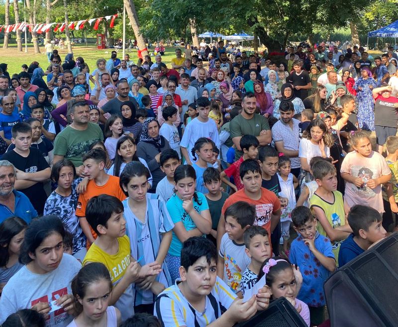 GELENEKSEL ORDULULAR ŞENLİĞİNDE ALİKAHYALILAR DOYASIYA EĞLENDİ