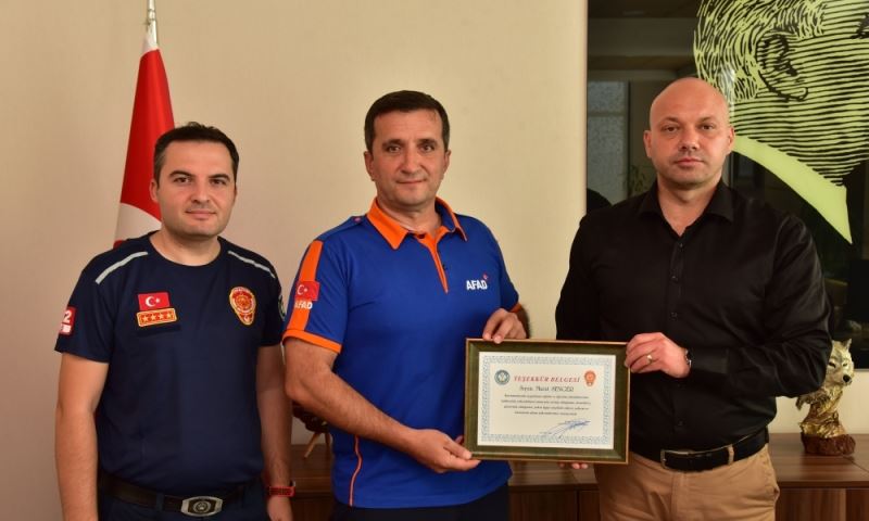 İtfaiyeye Sağladıkları Katkılar İçin Teşekkür Belgesi Verildi