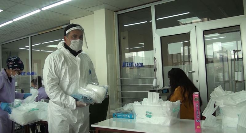 İŞTE SOSYAL BELEDİYECİLİK: GÜNLÜK 3.000 ADET ÜCRETSİZ MASKE DAĞITIYORUZ