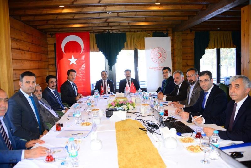 BAŞKAN DEMİR