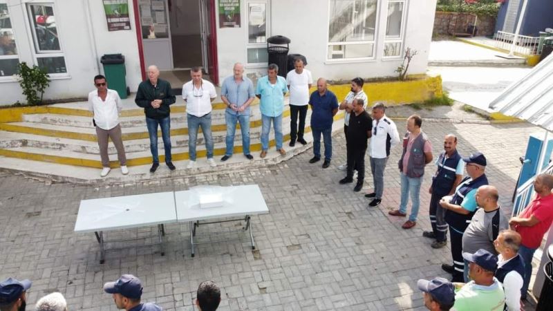 İZMİT BELEDİYESİ TEMİZLİK İŞLERİ MÜDÜRLÜĞÜ MESAİYE BAYRAMLAŞARAK BAŞLADI