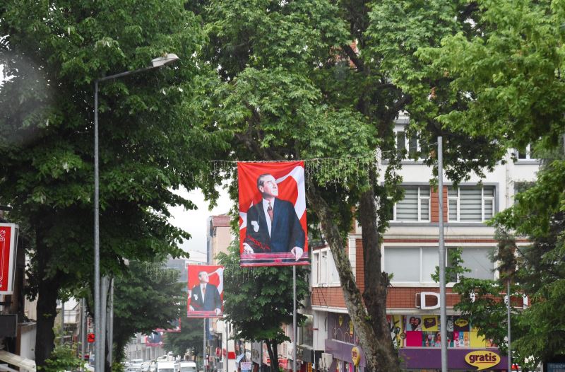 BİLECİK CADDE SOKAKLARI ATATÜRK VE TÜRK BAYRAKLARI İLE DONATILDI