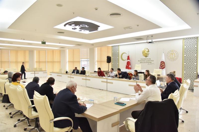MUHTARLARIN TALEPLERİ ÇÖZÜME KAVUŞTURULUYOR