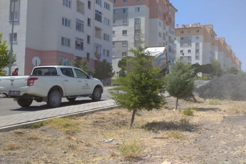 İlçemize bağlı Süksün Toki Bölgemizde park düzenleme çalışmalarımız devam ediyor. Daha güzel İncesu için çalışıyoruz...