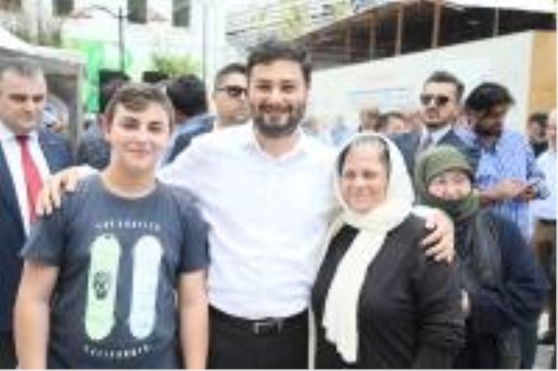 VATANDAŞLARA 30 BİN KASE AŞURE İKRAM EDİLDİ