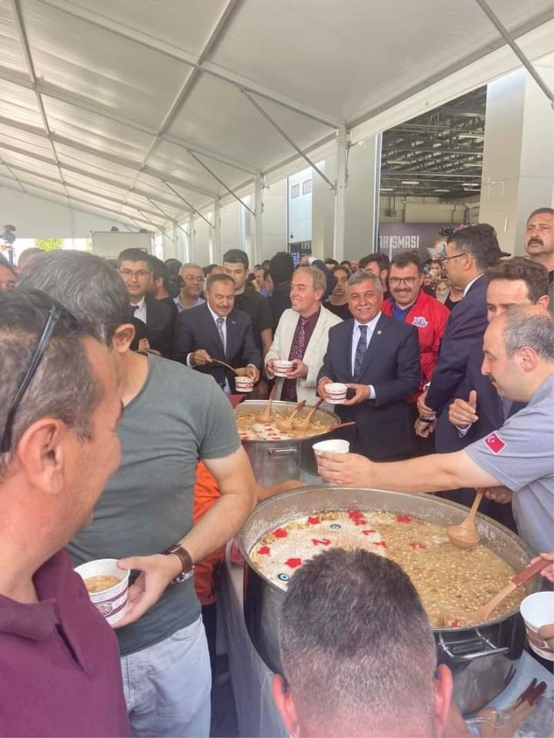 Altıntaş Zafer Hava Limanında Teknofest 2022 Aşure Bereketi