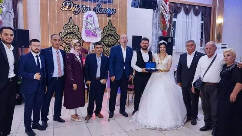 Belediye Personelimiz M.Ali Kuş ve Betül Kardeşlerimizin Mutlu Günü...