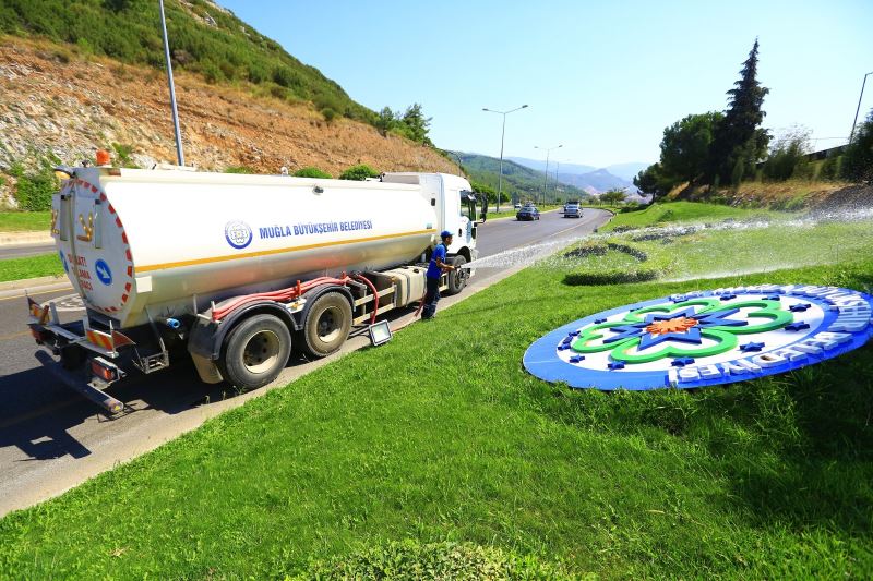 Büyükşehir, Muğla’da yeşil alan miktarını artırıyor