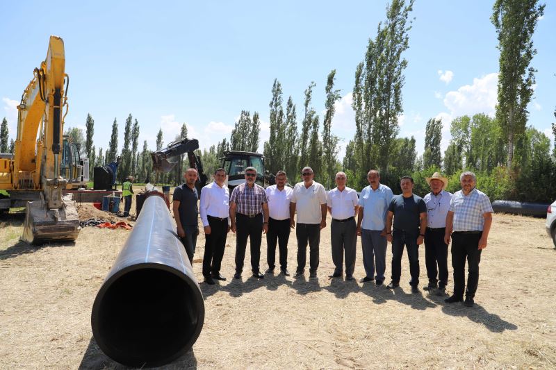 2 Etap Seyitler Modern Basınçlı Kapalı Sulama Sistemi Çalışmaları Devam Ediyor