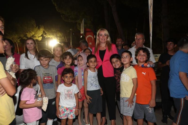Binlerce Kişi Akkonak