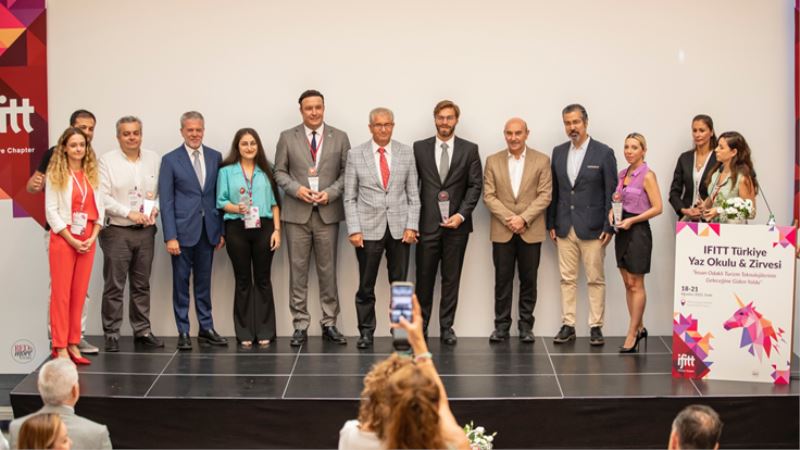 Başkan Soyer: “İzmir’de turizmi geliştirmek için sahip olduğumuz değerleri gün yüzüne çıkarıyoruz”