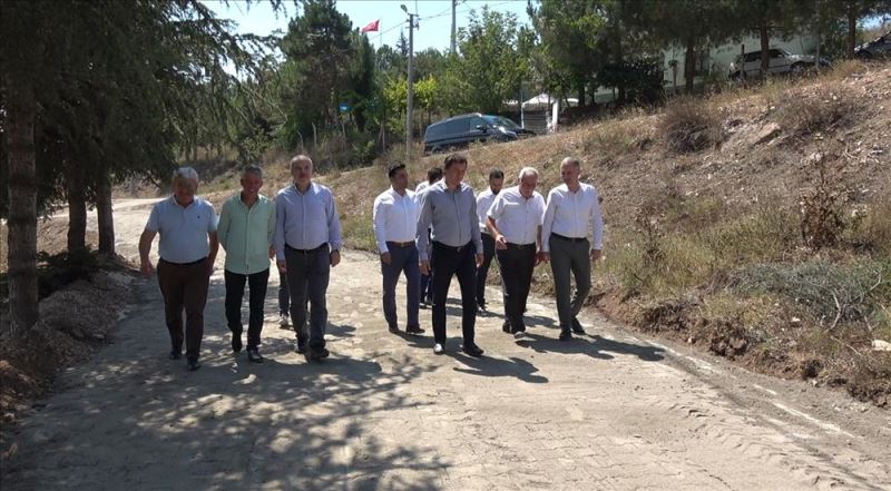 Fındıklı Mahallesinde Yollar Parke Taşıyla Kaplanıyor