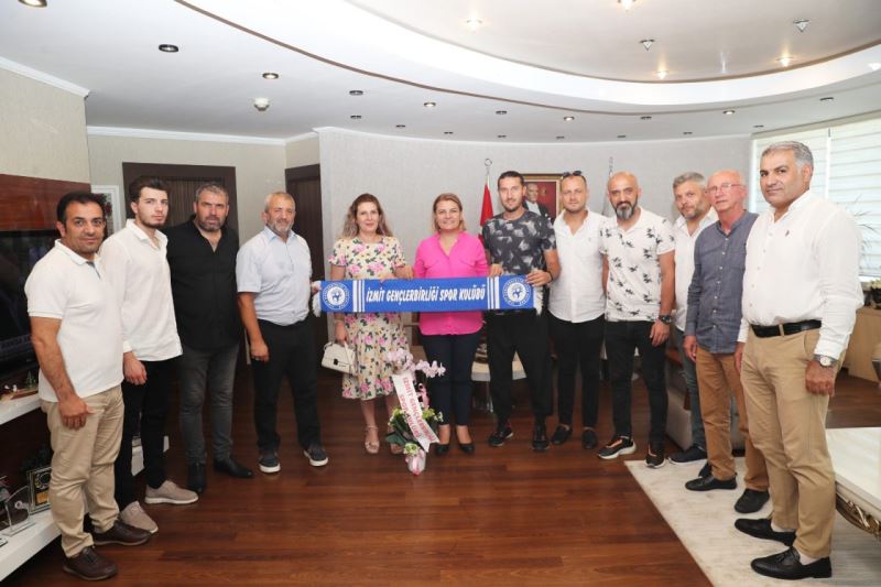 İZMİT GENÇLERBİRLİĞİ SPOR KULÜBÜNDEN BAŞKAN HÜRRİYET’E TEŞEKKÜR