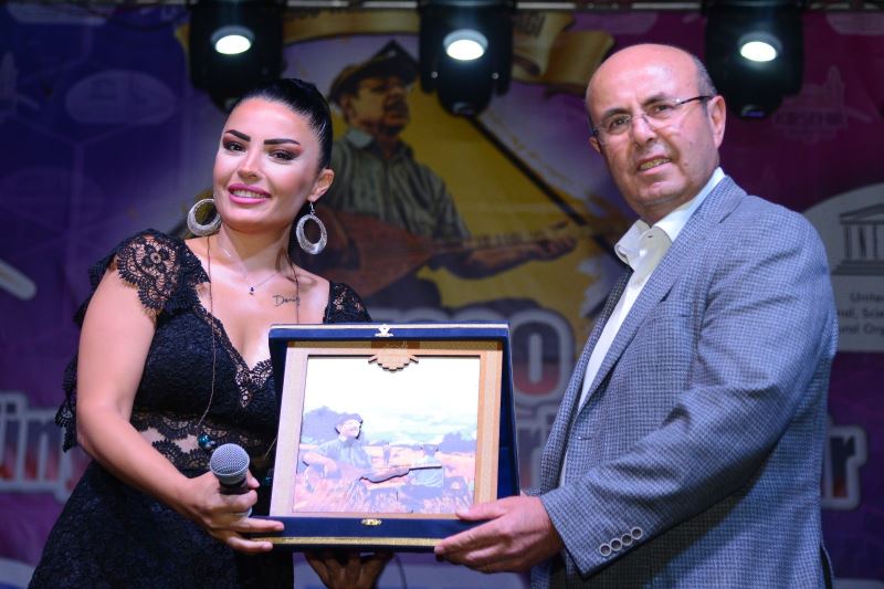 GURBETÇİ ŞENLİĞİ, DUYGU KUTLU KONSERİYLE BAŞLADI