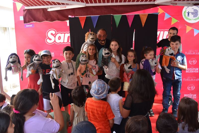SANATEVİ’NİN MUHTEŞEM PANAYIRINDA HÜNERLERİNİ SERGİLEDİLER