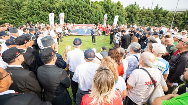 Zafer Yolu kafilesi tarihi yürüyüş için yola çıktı