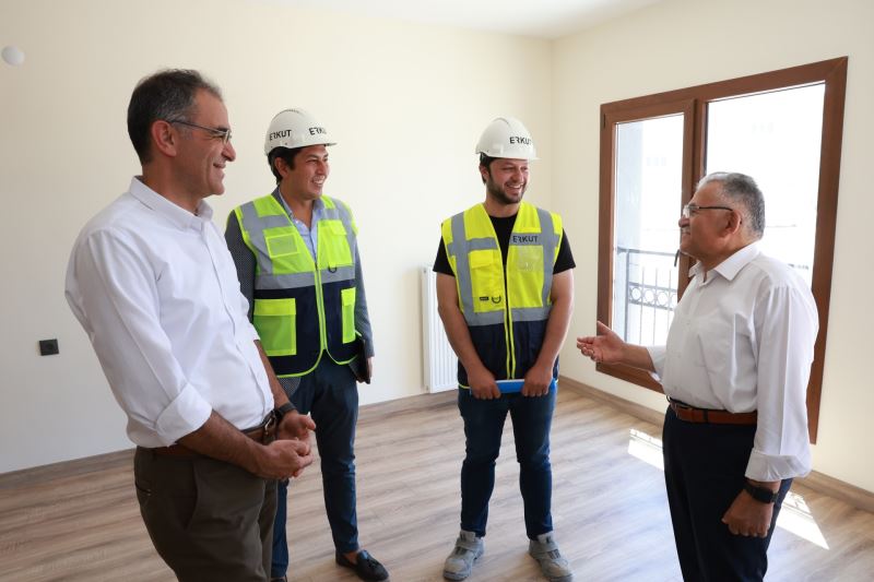 Başkan Büyükkılıç, Büyükşehir’e Ödül Getiren Oruçreis Kentsel Dönüşüm Projesi’nde İncelemelerde Bulundu